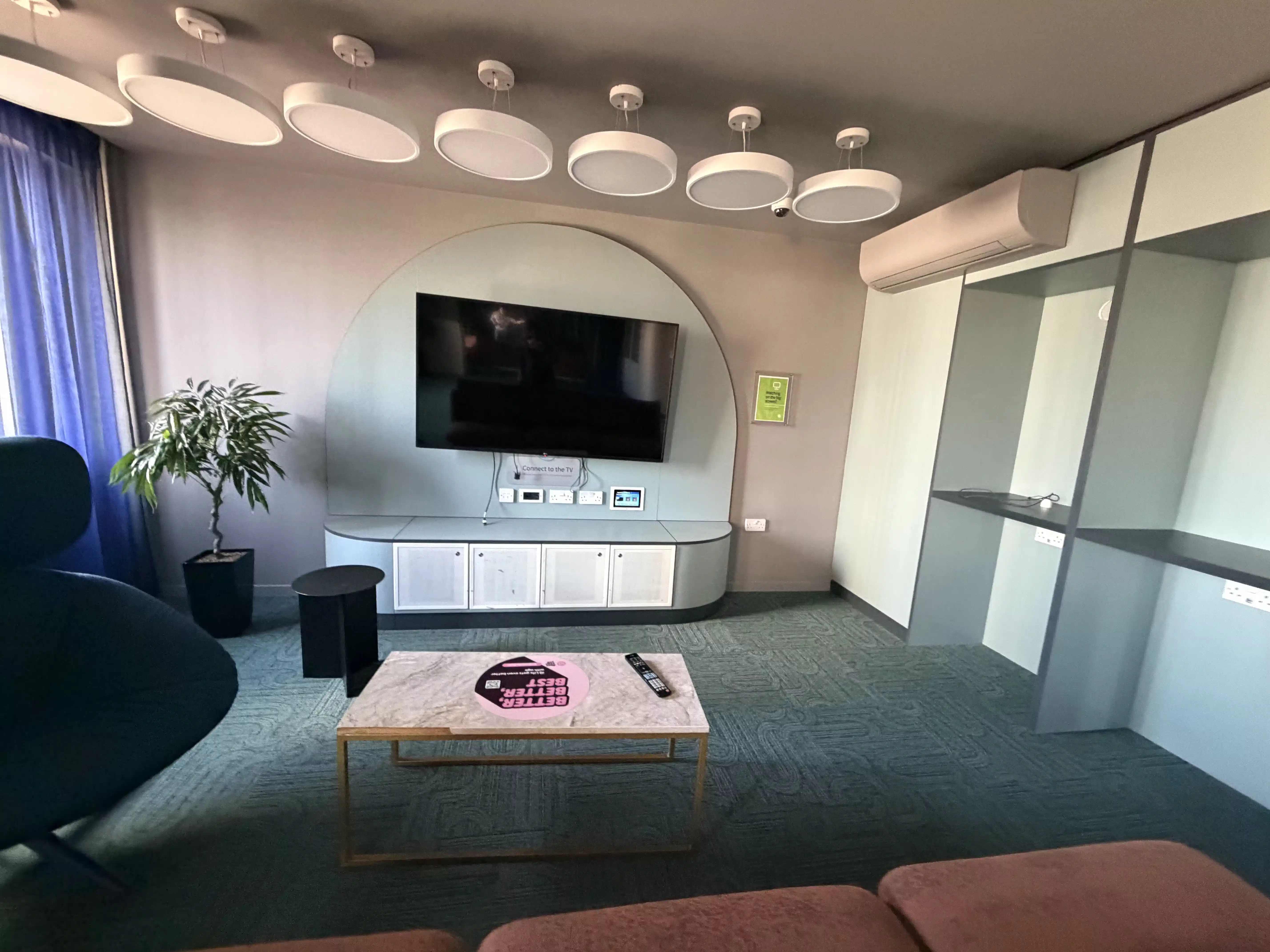 iQ Vega, London image 24