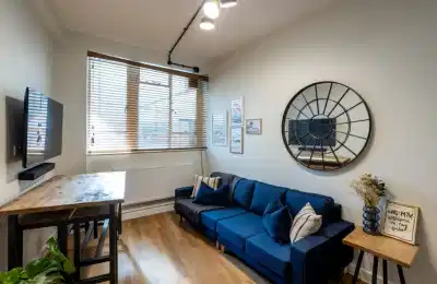 Room in a 4 Bedroom Apartment, TW1X, London TW1 4AD (Flat 2) - London, England, United Kingdom - Common Area