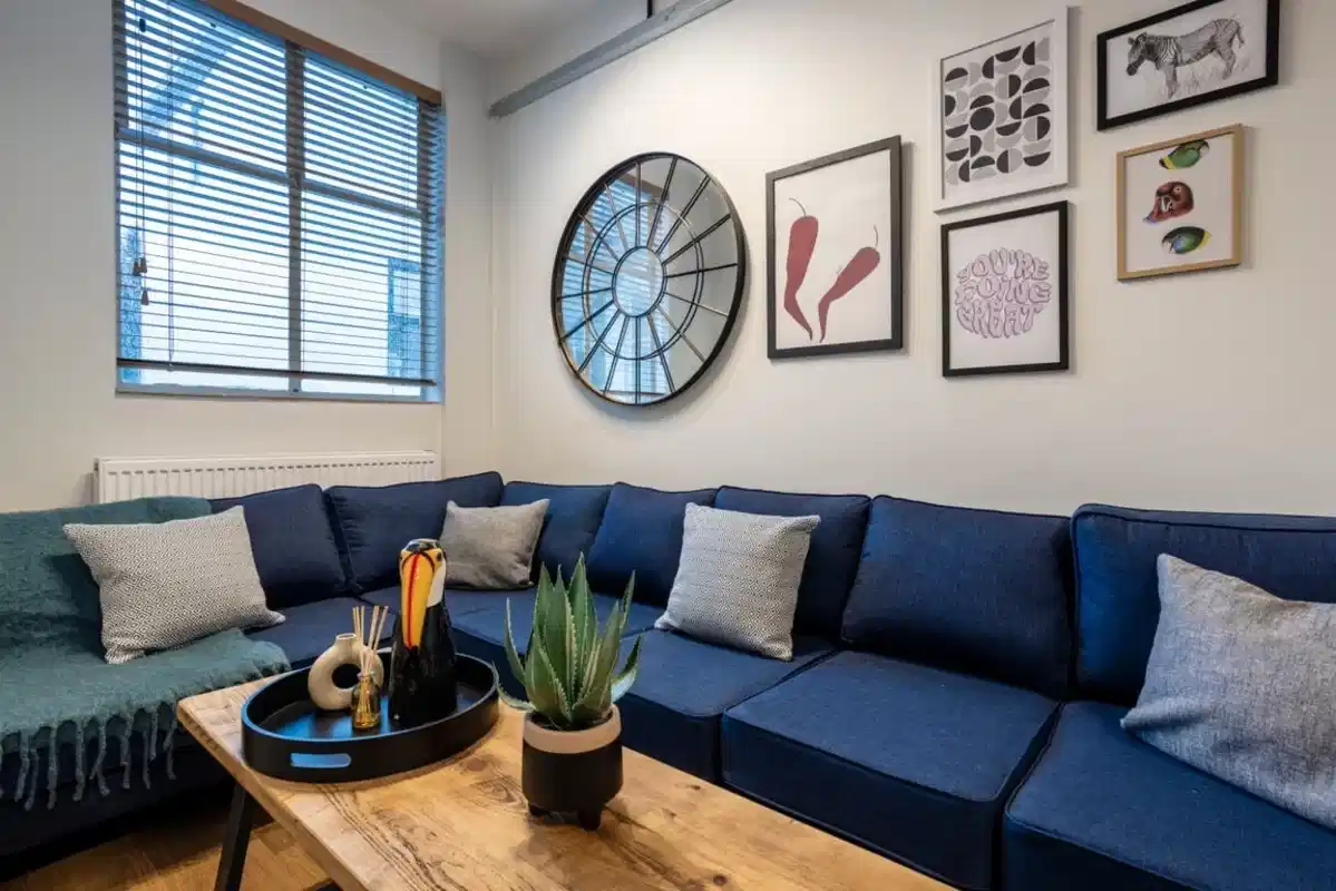 Room in a 7 Bedroom Apartment, TW1X, London TW1 4AD (Flat 3) - London, England, United Kingdom - Common Area