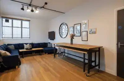 Room in a 8 Bedroom Apartment, TW1X, London TW1 4AD (Flat 4) - London, England, United Kingdom - Common Area