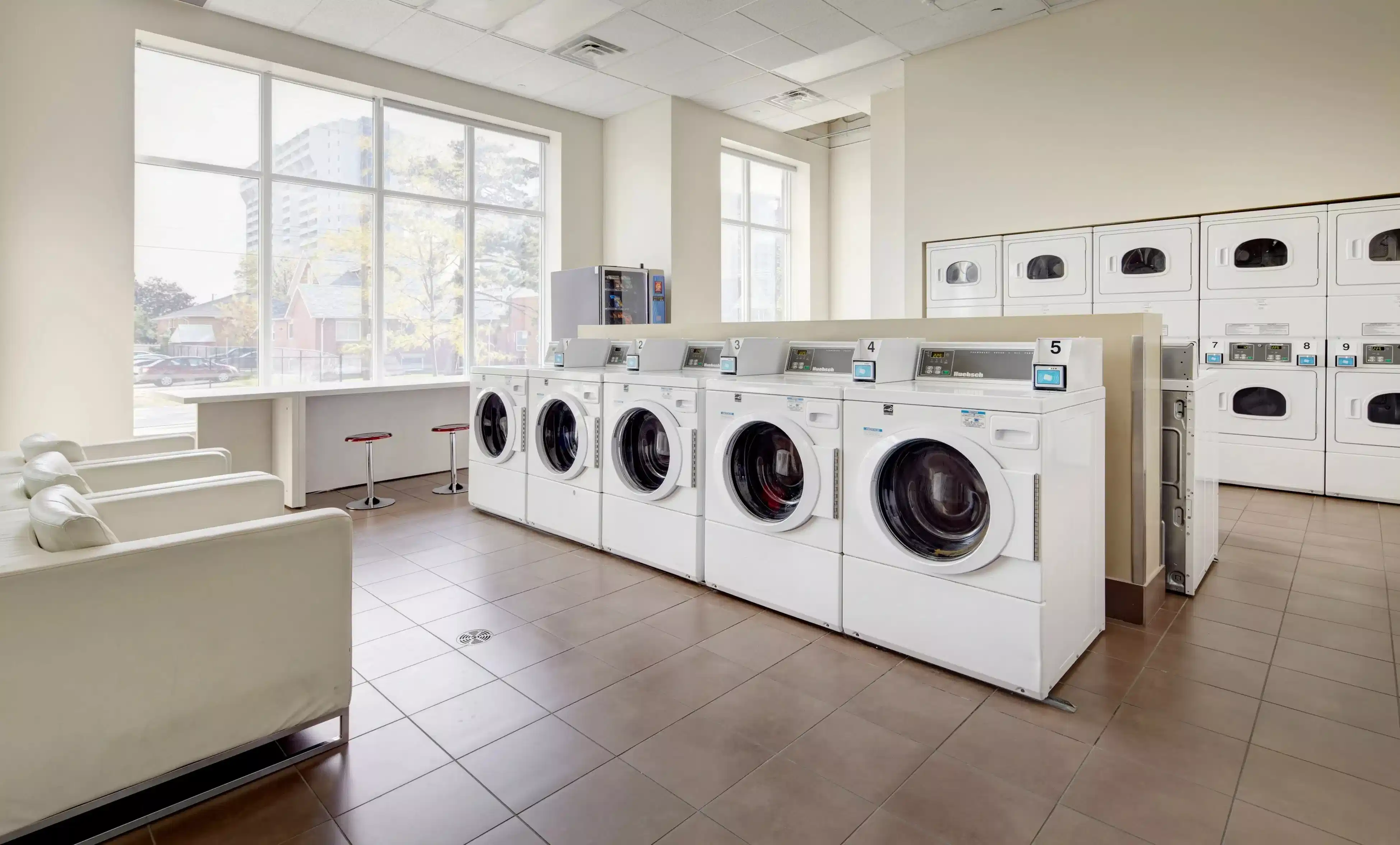 Preston House, Waterloo - Waterloo, Ontario, Canada - Amenities