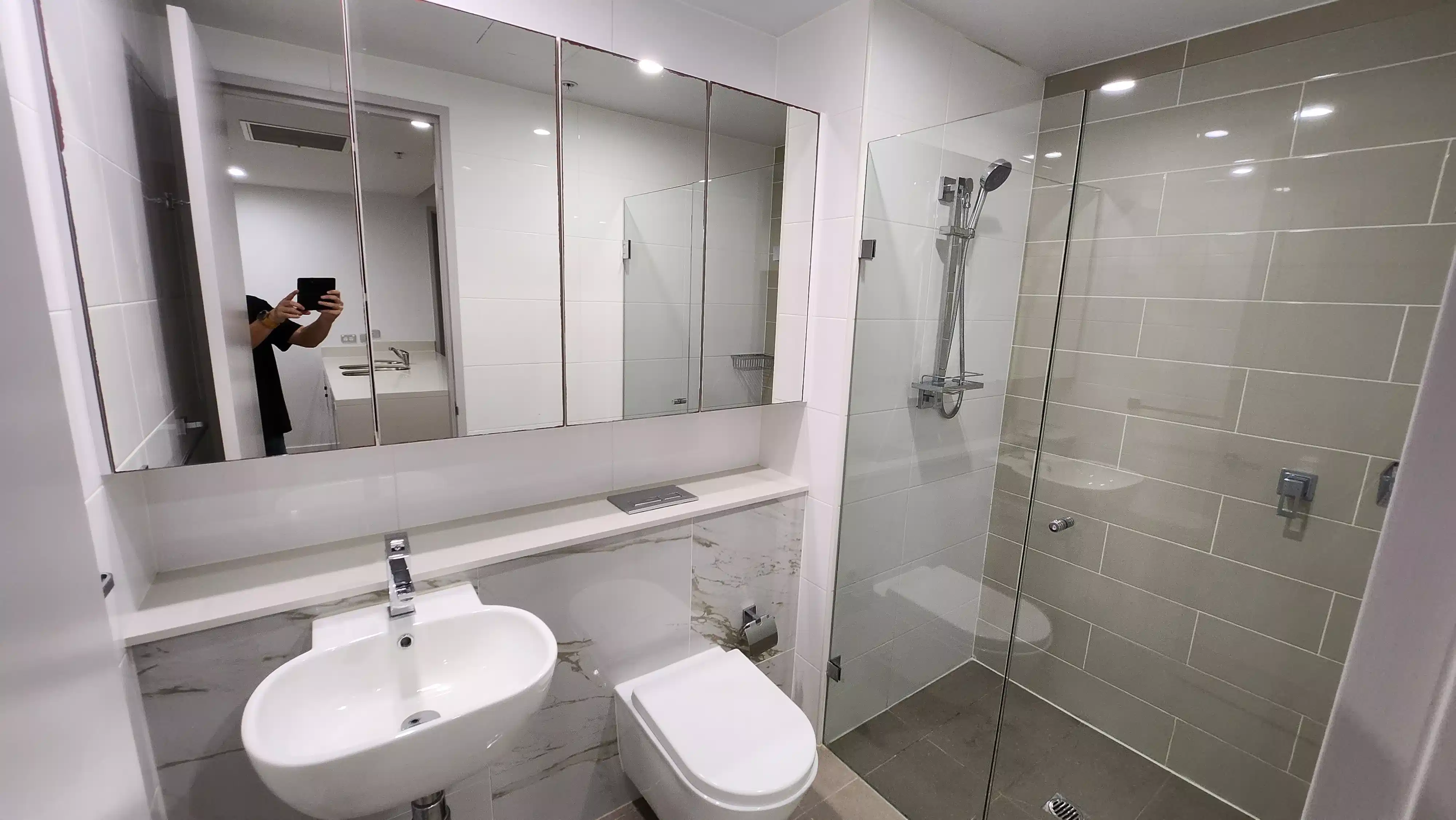 1 Bed Apartment, 1727/887 South Dowling Street, Australia NSW 2017 - Sydney, New South Wales, Australia - Room 1 - Bathroom