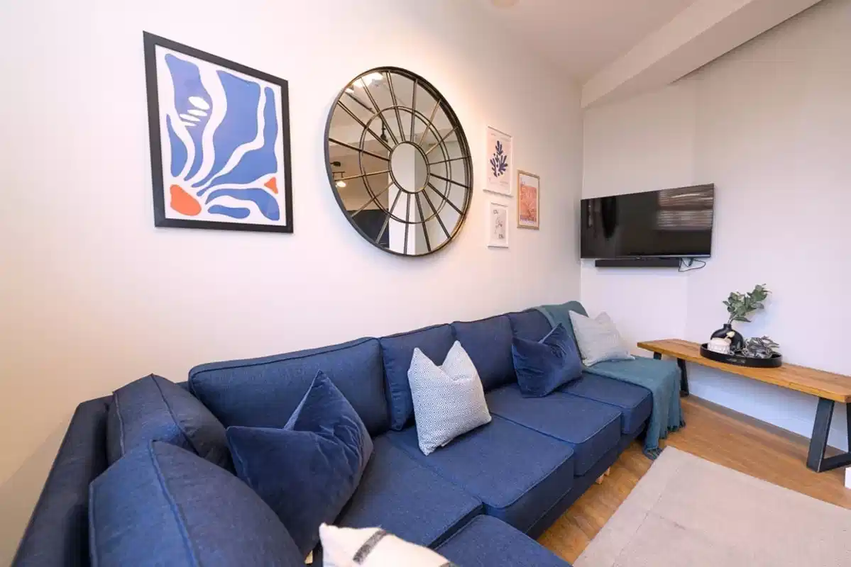 Room in a 5 Bedroom Apartment, TW1X, London TW1 4AD (Flat 6) - London, England, United Kingdom - Common Area