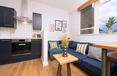 Room in a 4 Bedroom Apartment, TW1X, London TW1 4AD (Flat 8) - London, England, United Kingdom - Common Area