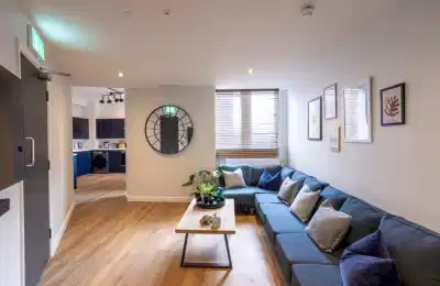 Room in a 7 Bedroom Apartment, TW1X, London TW1 4AD (Flat 12) - London, England, United Kingdom - Common Area