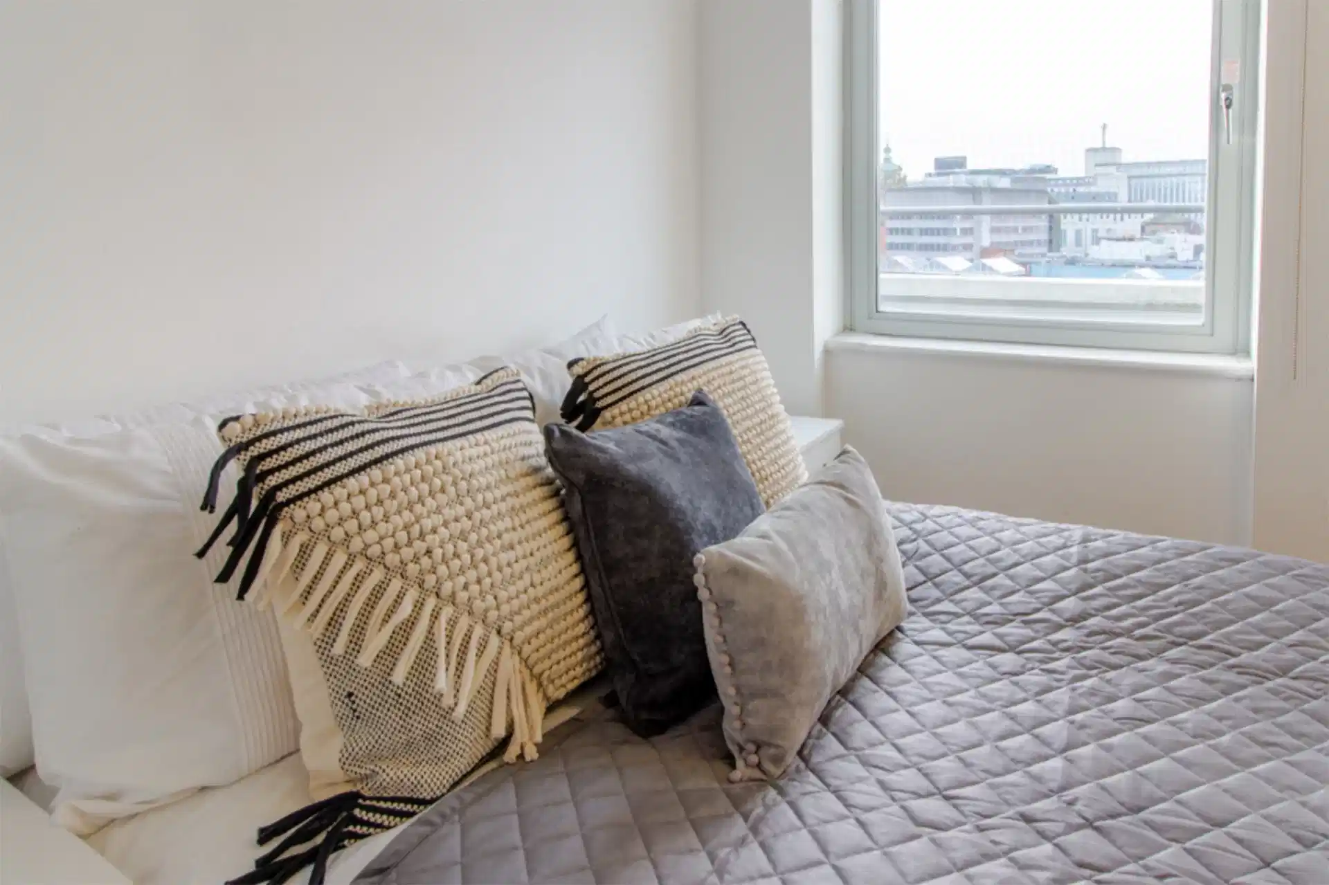 Gold 1 Bed Apartment