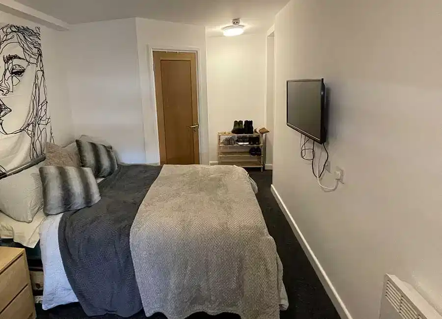 Amenities?w=400&h=260&fit=crop&q=40&auto=format&trim=auto