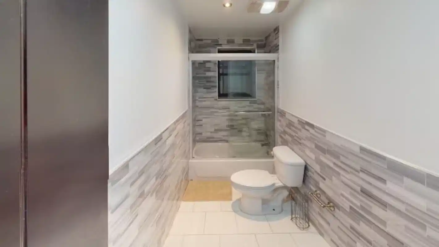 Amenities?w=400&h=260&fit=crop&q=40&auto=format&trim=auto