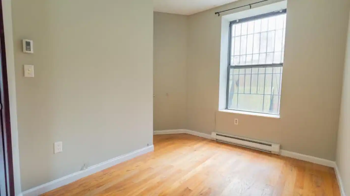 Amenities?w=400&h=260&fit=crop&q=40&auto=format&trim=auto