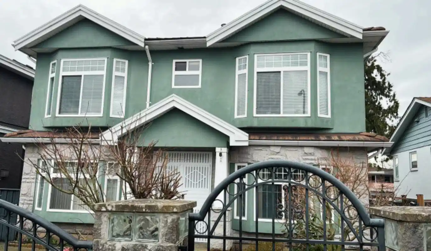 Home Stay hosted by Thu Pas, Vancouver - Vancouver, Canada - Exterior