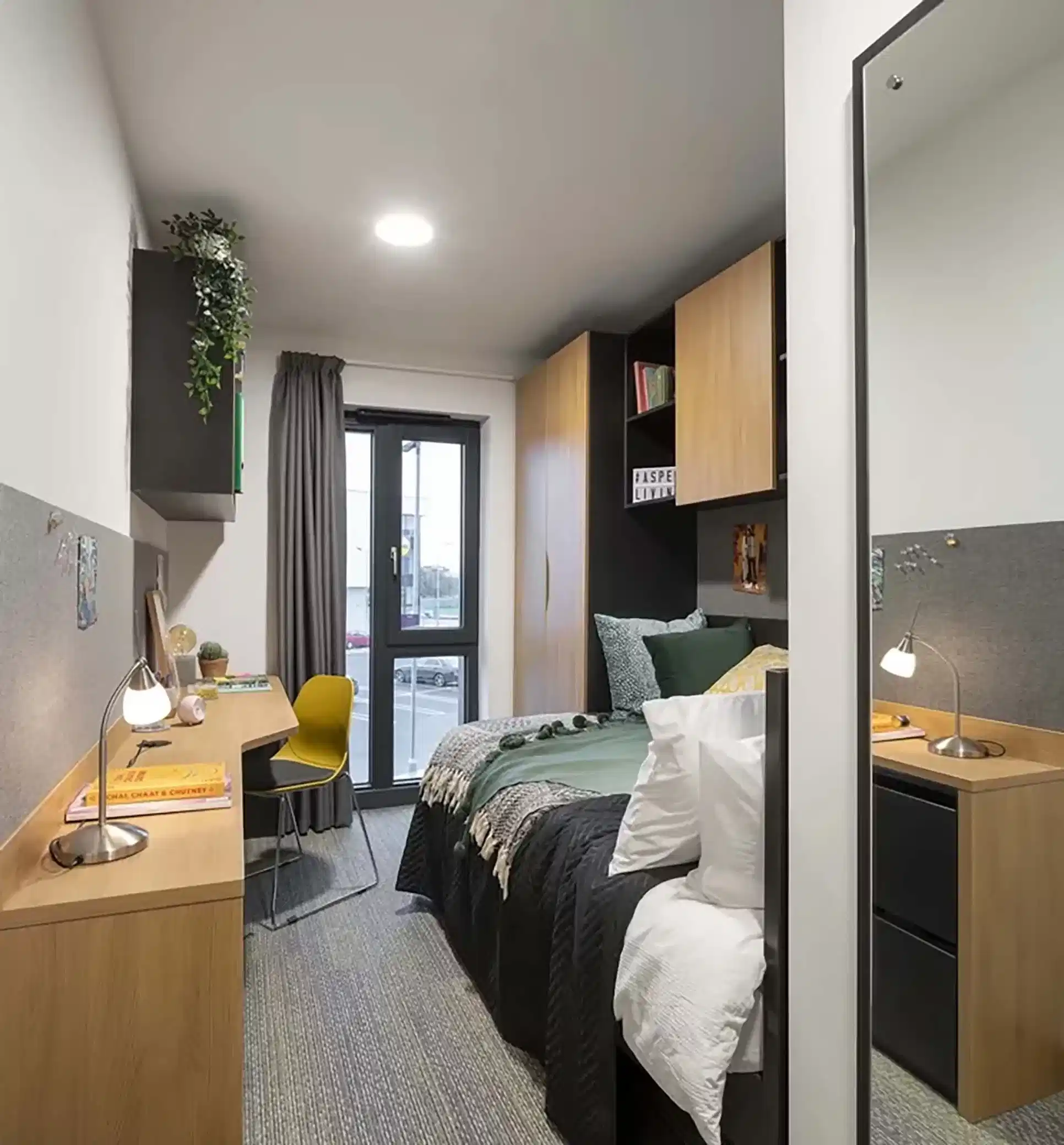 Gold En Suite (7 Bed Tower)
