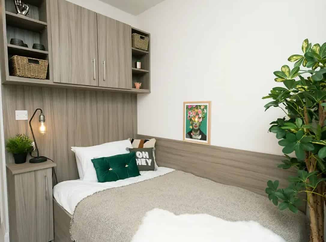 Amenities?w=400&h=260&fit=crop&q=40&auto=format&trim=auto