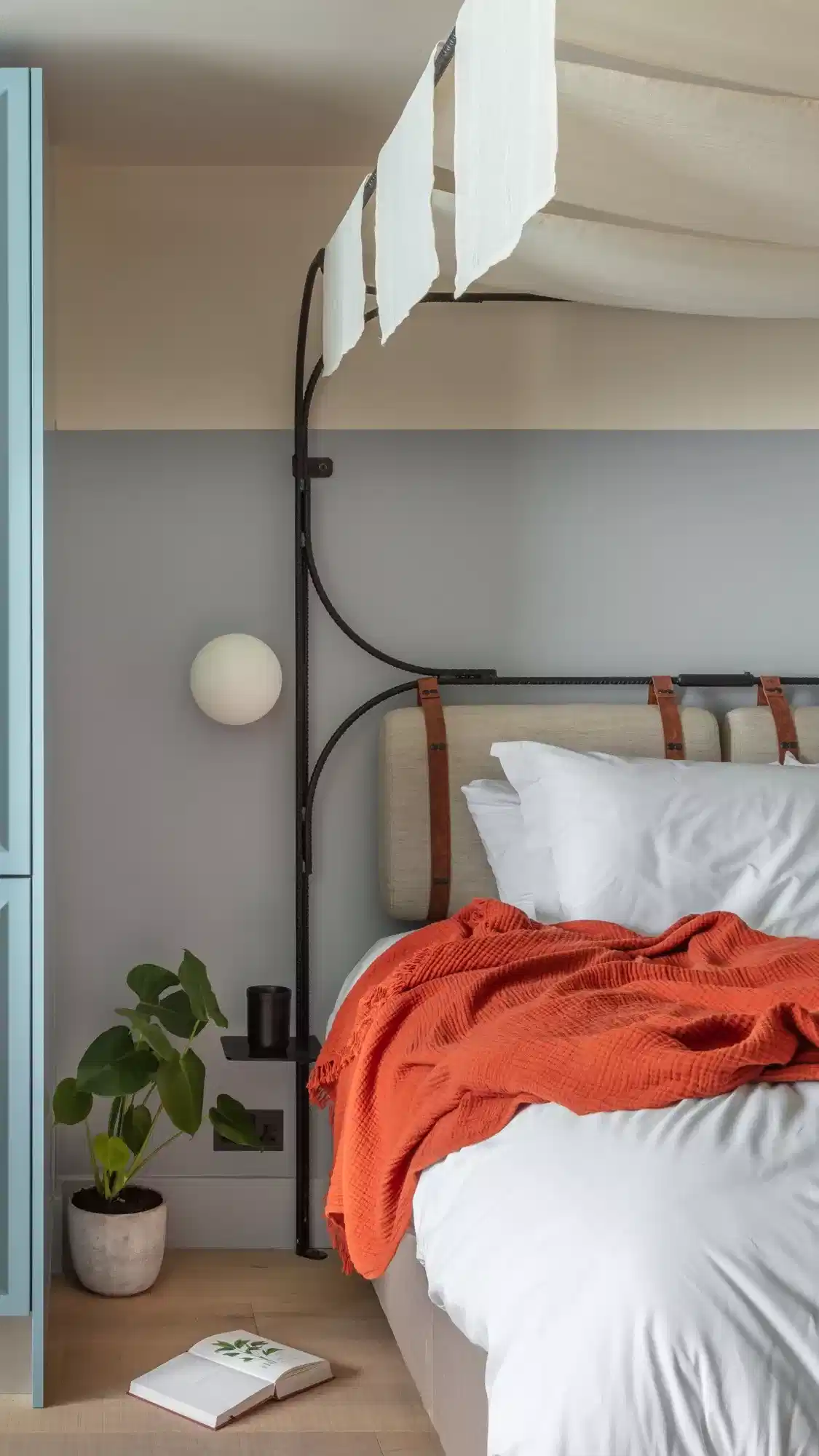 Kitchen?w=400&h=260&fit=crop&q=40&auto=format&trim=auto