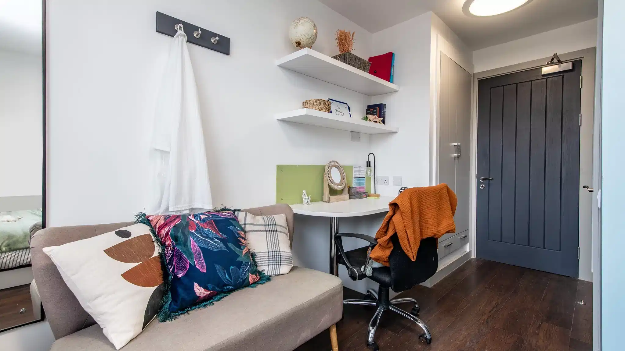 The Student Hideout Market Square, Nottingham - Nottingham, England, United Kingdom - Amenities