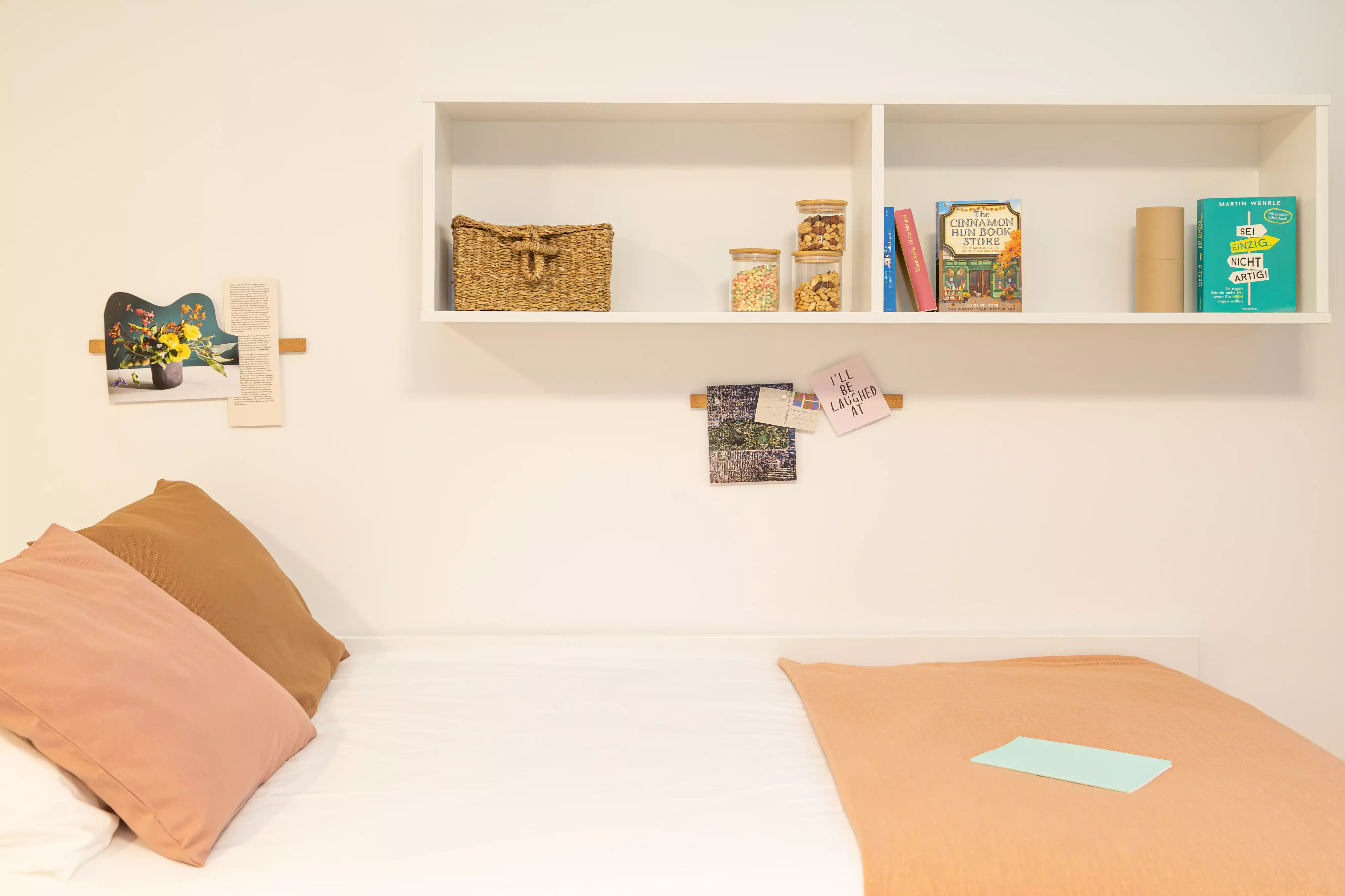 Medium Silver Studio (22 sqm)