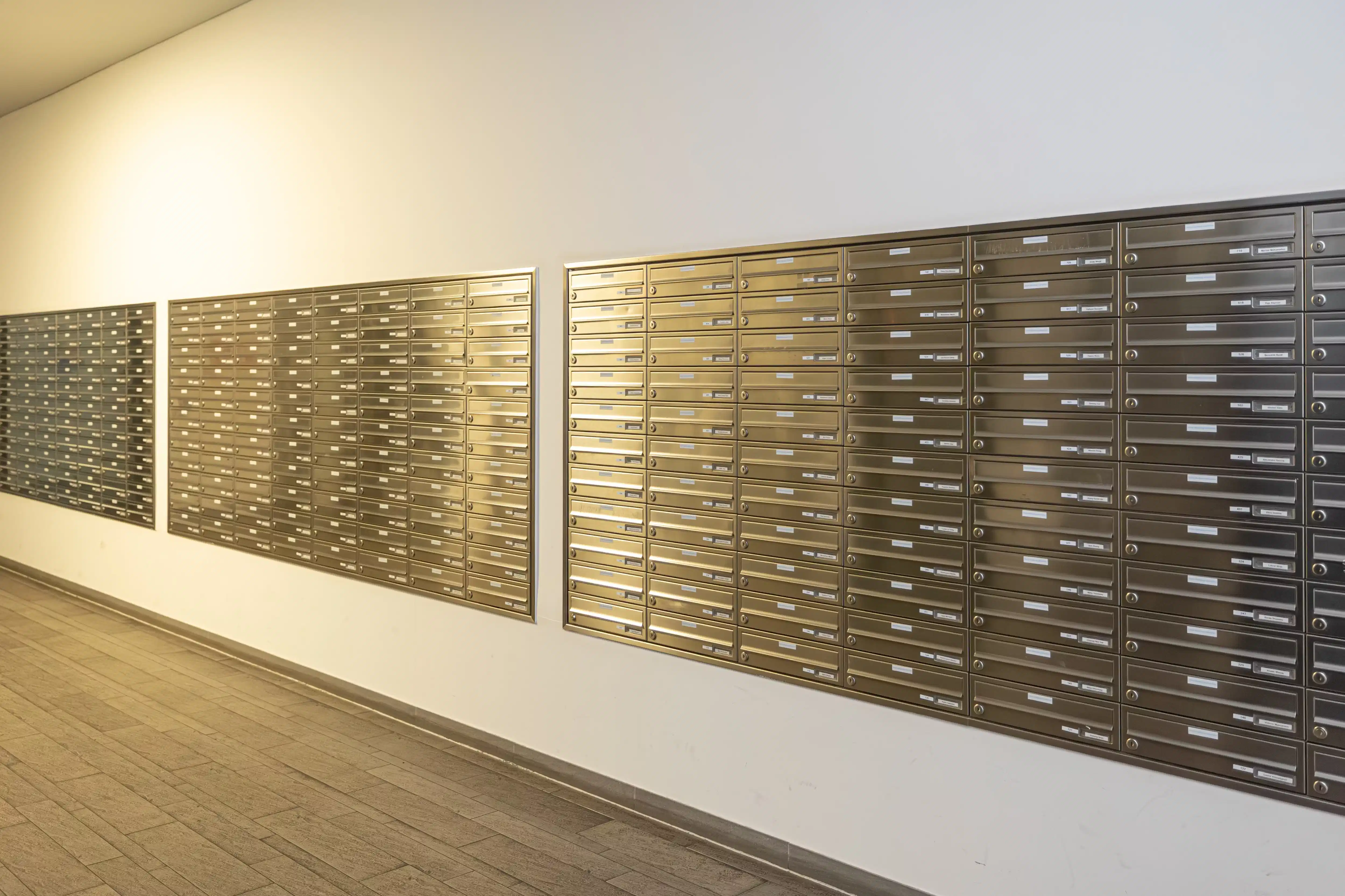Yugo Alvarium, Frankfurt image 37