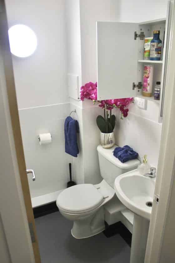 D5?w=400&h=260&fit=crop&q=40&auto=format&trim=auto