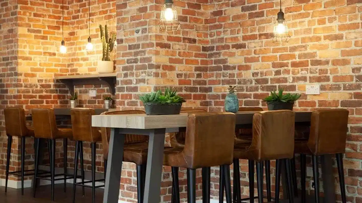 Denmark Road, Manchester - Manchester, England, United Kingdom - Amenities