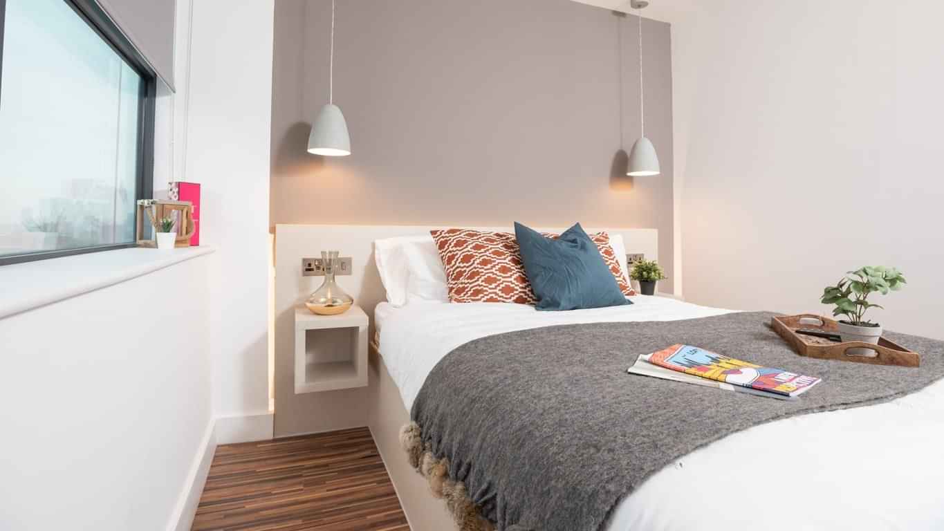 Amenities?w=400&h=260&fit=crop&q=40&auto=format&trim=auto