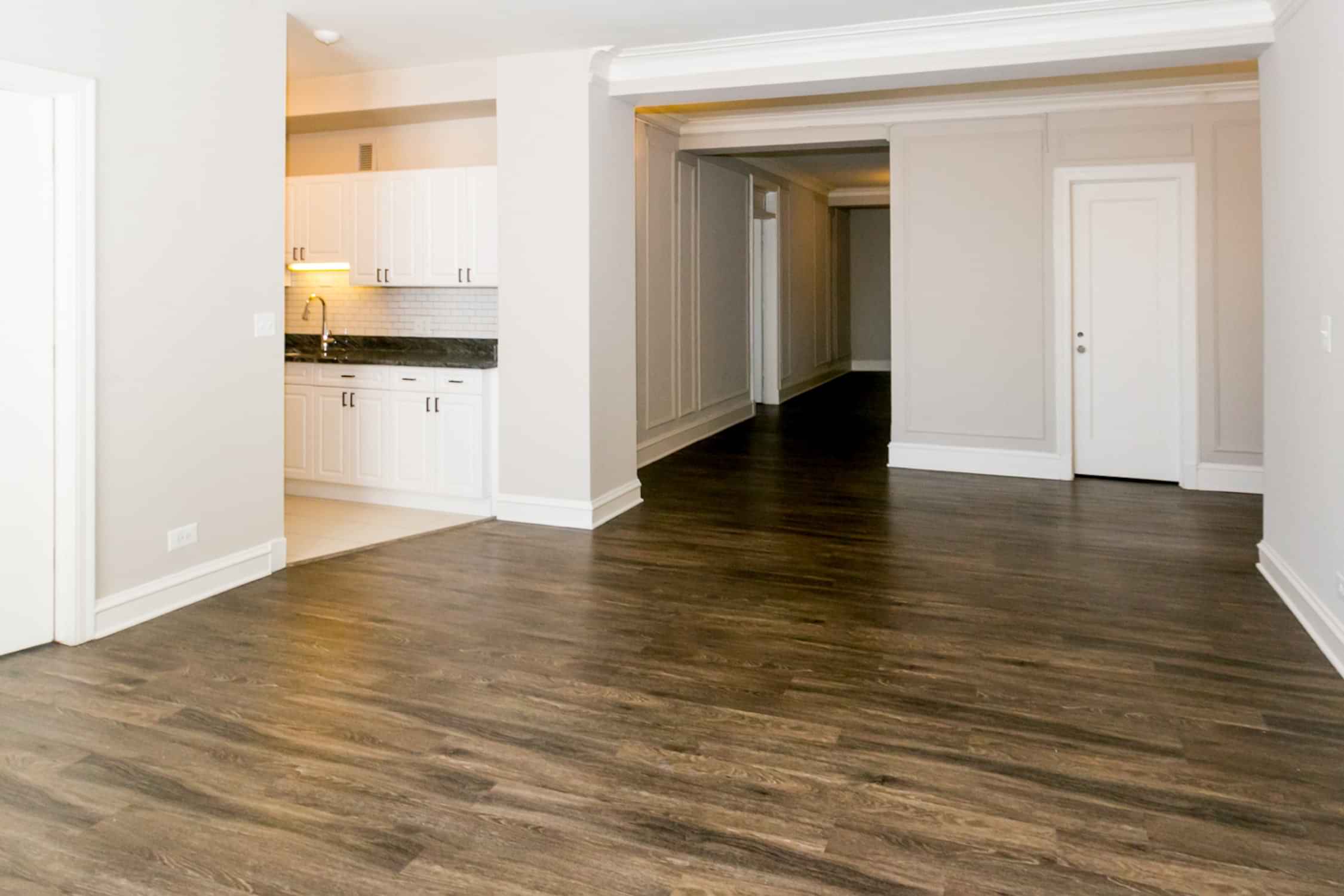 Amenities?w=400&h=260&fit=crop&q=40&auto=format&trim=auto