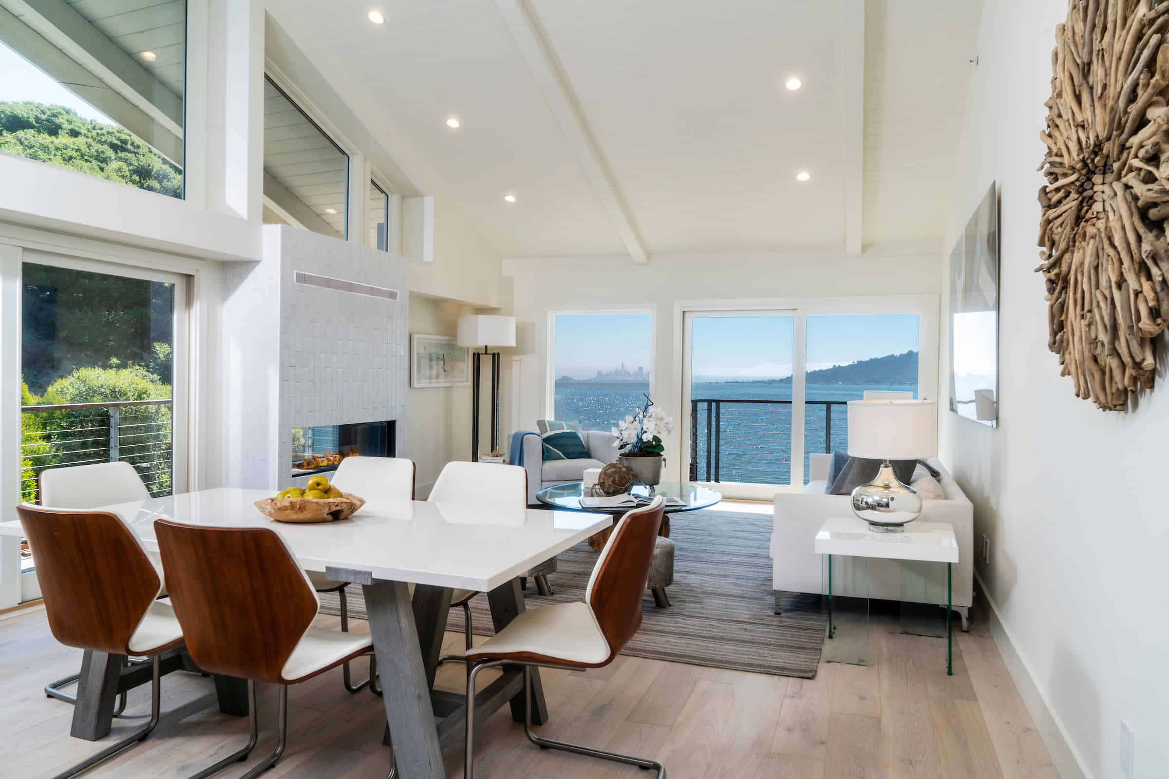 The Cove at Tiburon, San Francisco - San Francisco, California, United States - Common Area