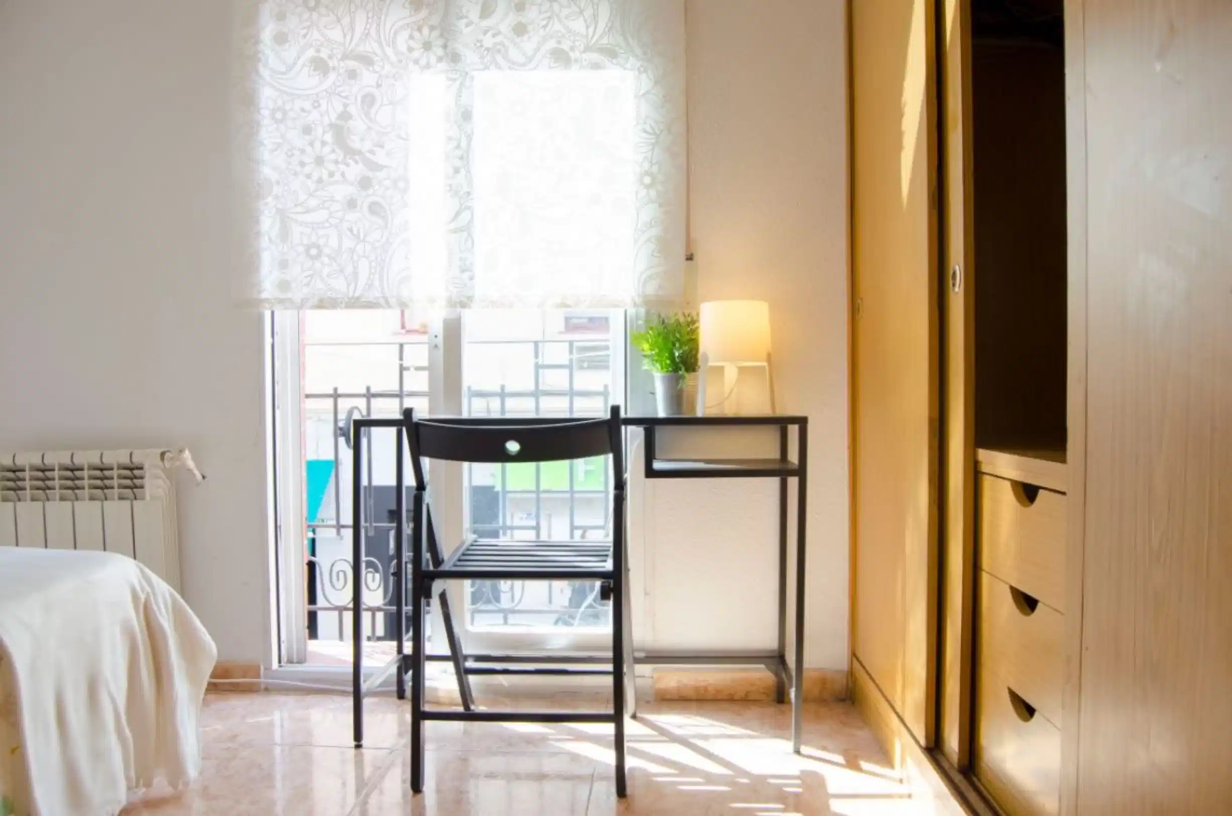 Calle De Gabriel Lobo, Madrid - Madrid, Spain - Room  1 (2 Bed 1 Bath) - Amenities