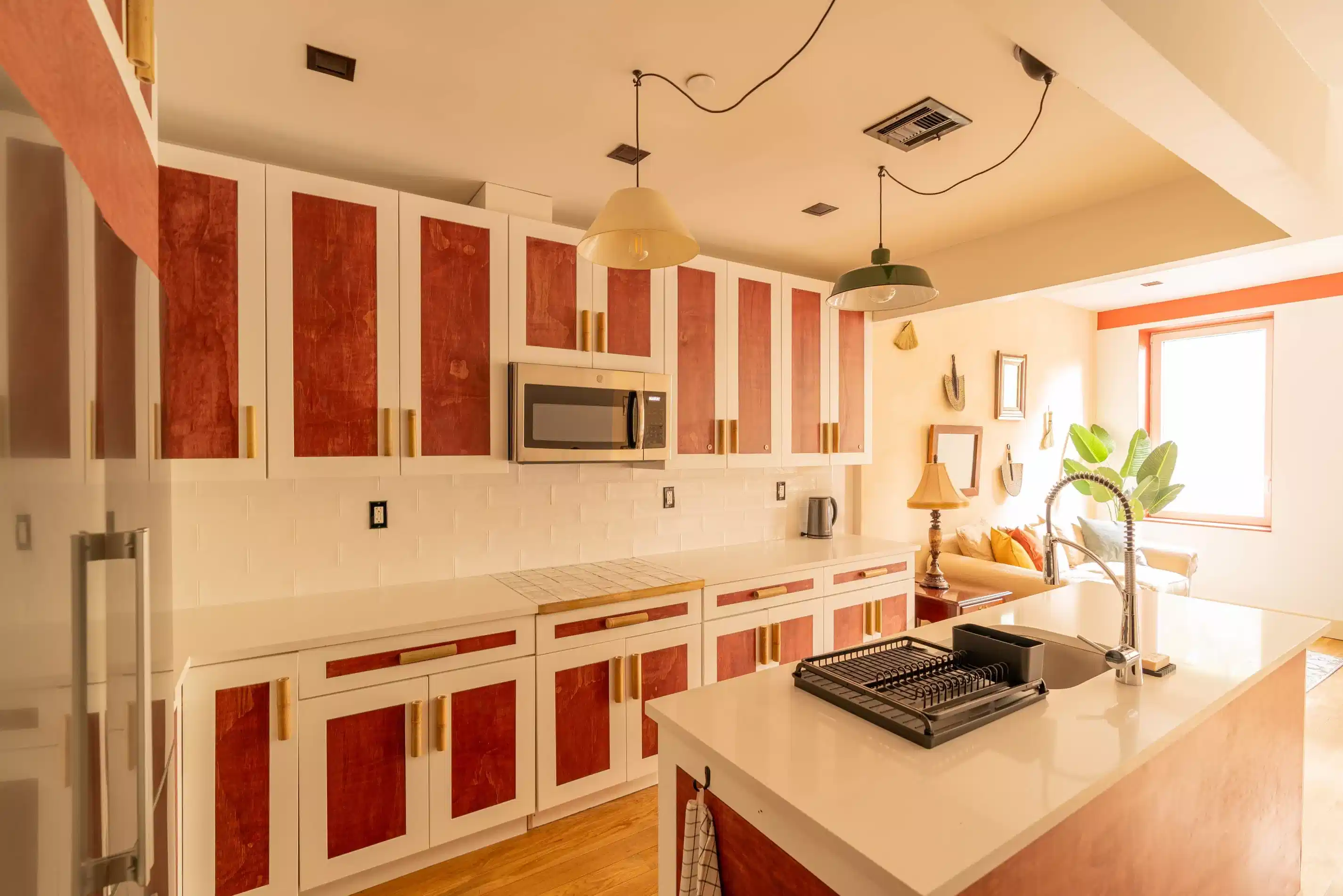 Common Area?w=400&h=260&fit=crop&q=40&auto=format&trim=auto