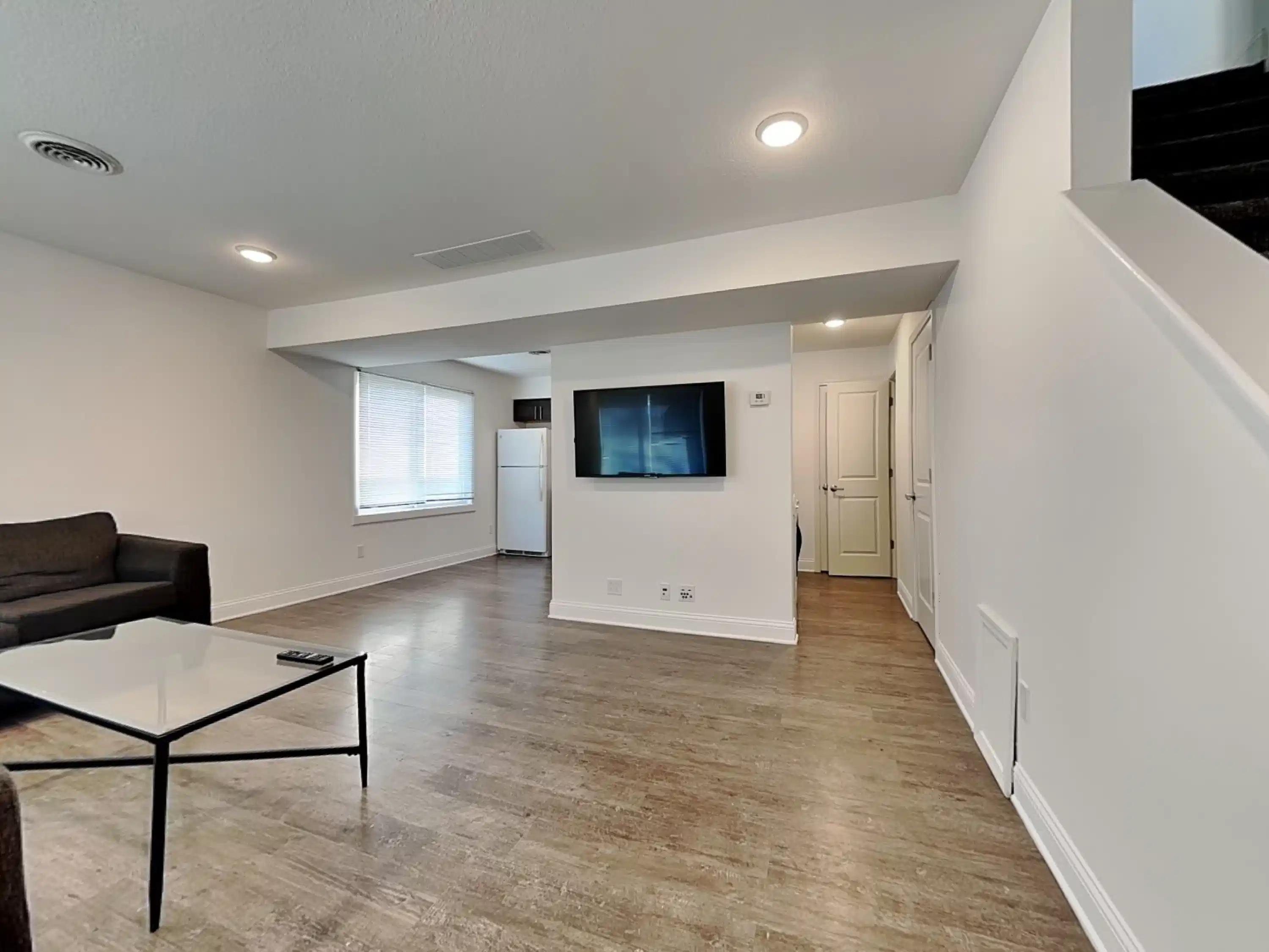 911 S Oak St-H, Champaign - Champaign, Illinois, United States - Common Area