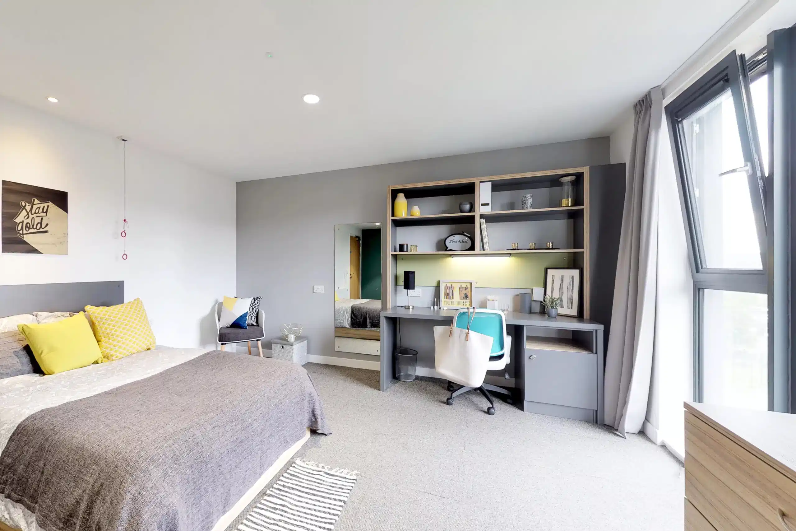 Superior Ensuite