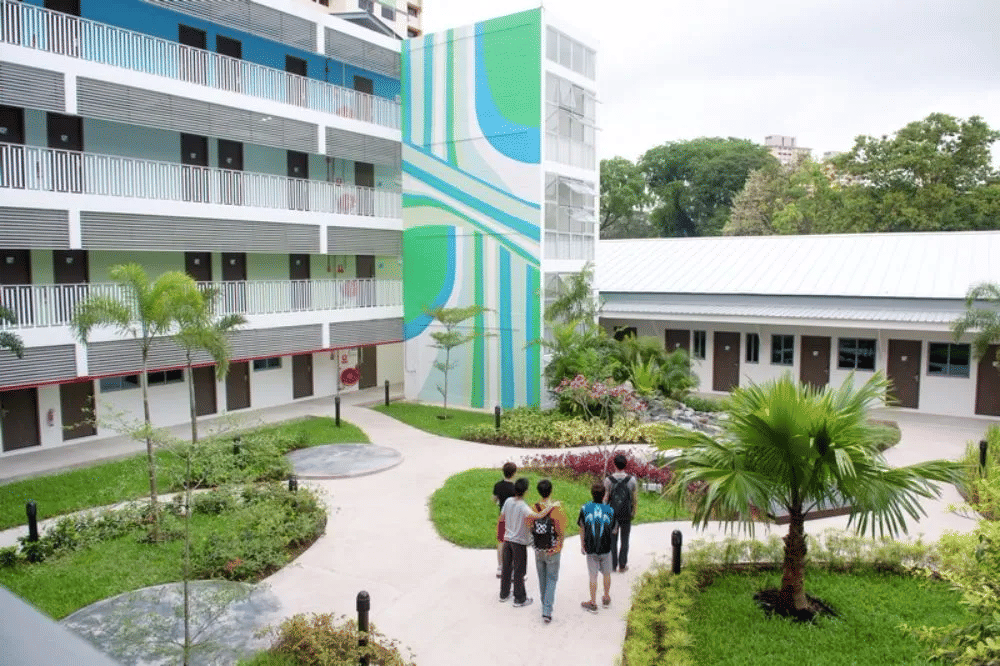 Amenities?w=400&h=260&fit=crop&q=40&auto=format&trim=auto