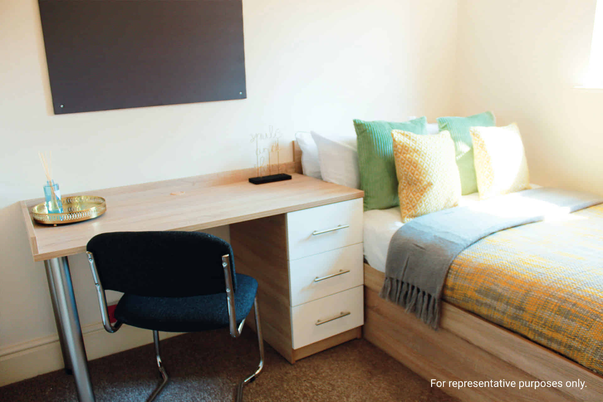 60 Victoria Road, Cambridge - Cambridge, England, United Kingdom - Bedroom