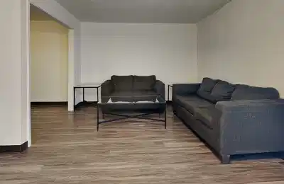 807 S Locust St-2, Champaign - Champaign, Illinois, United States - Common Area
