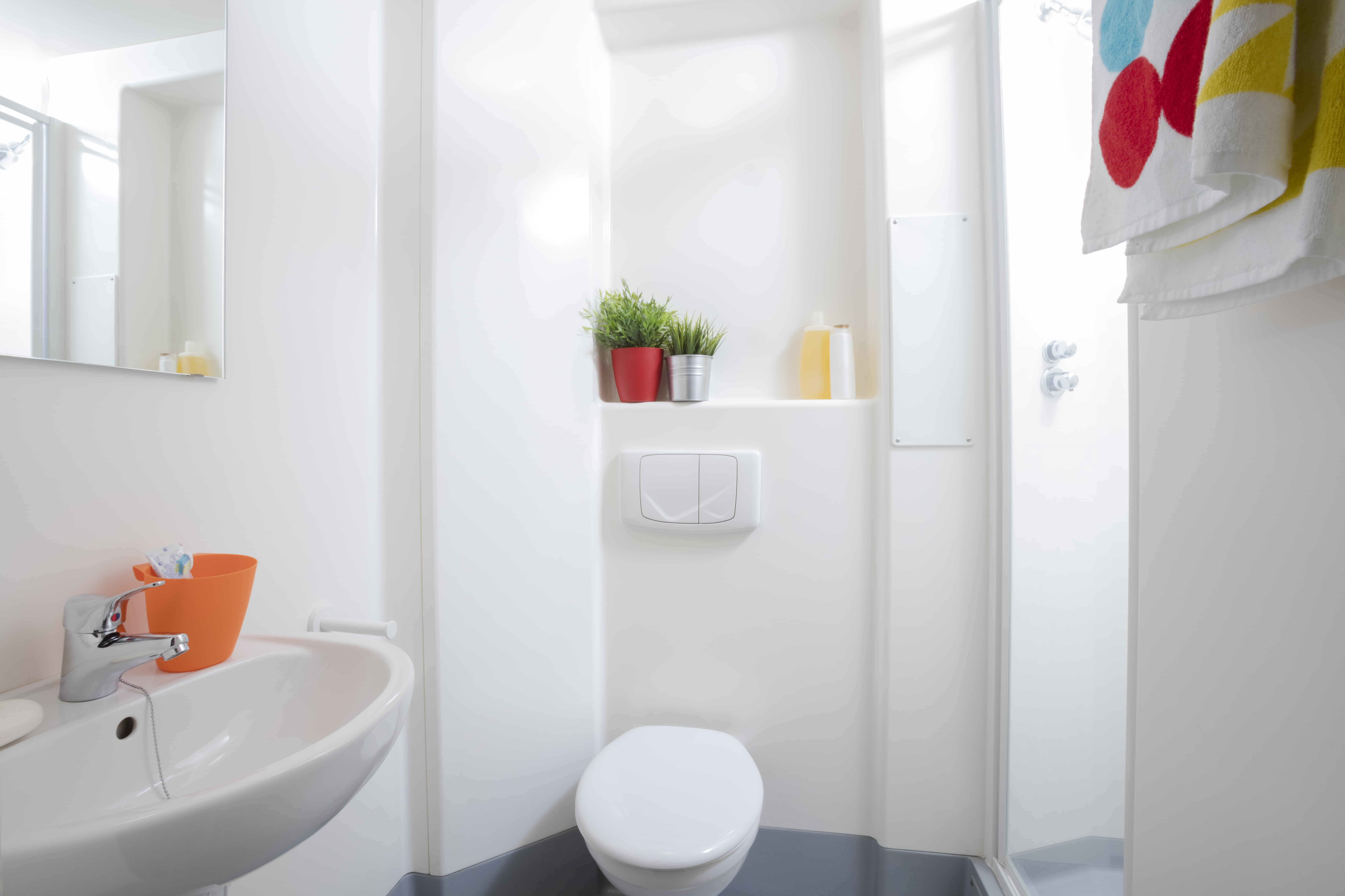 Londonist Blithehale Court, London - London, England, United Kingdom - Bathroom