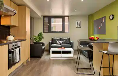 Amenities?w=400&h=260&fit=crop&q=40&auto=format&trim=auto
