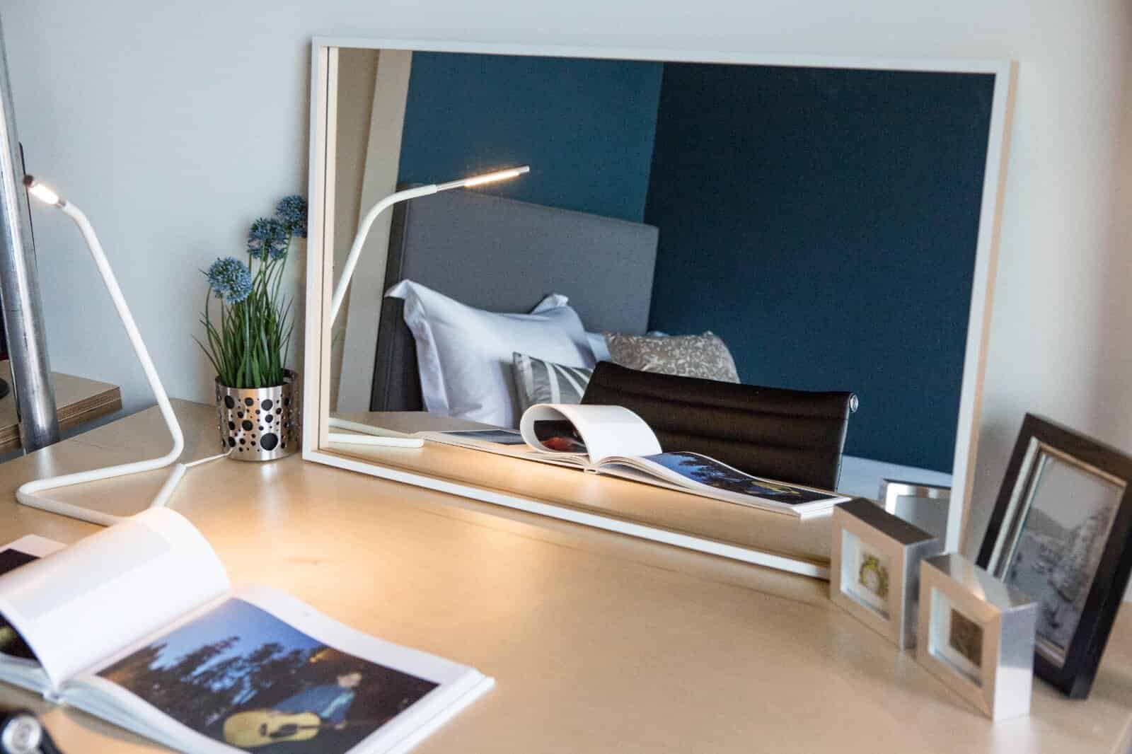 Common Area?w=400&h=260&fit=crop&q=40&auto=format&trim=auto