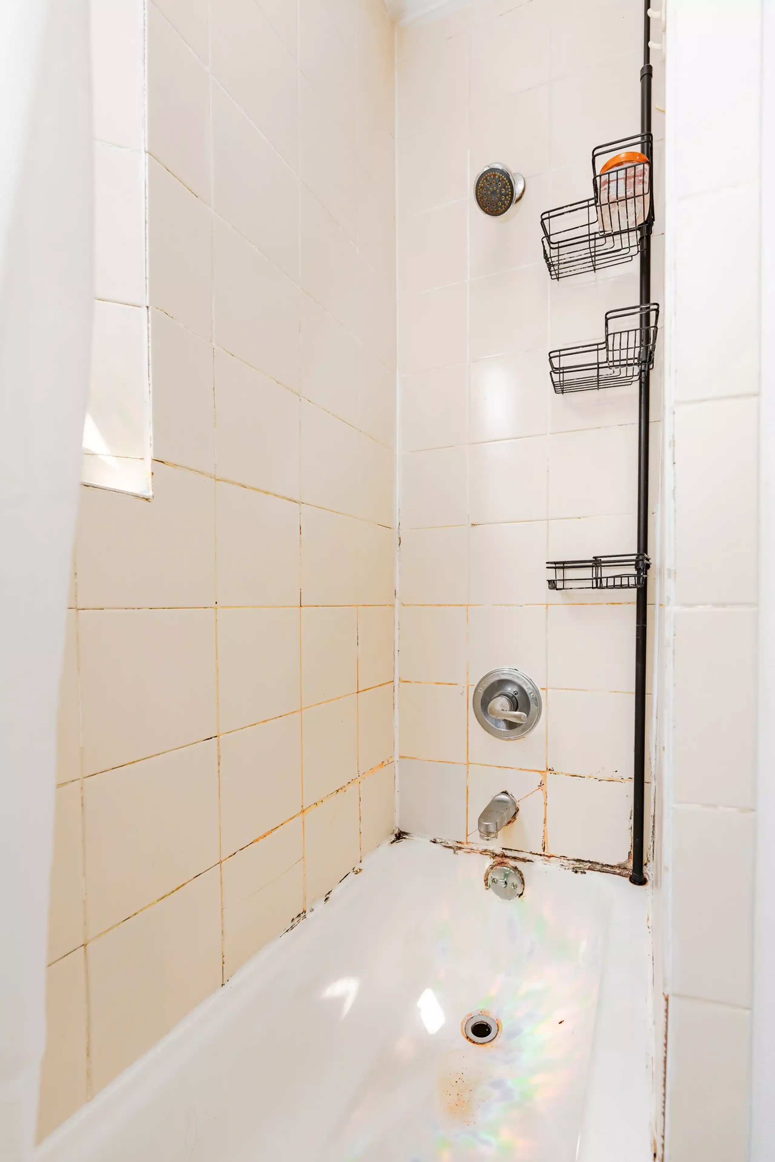 Common Area?w=400&h=260&fit=crop&q=40&auto=format&trim=auto