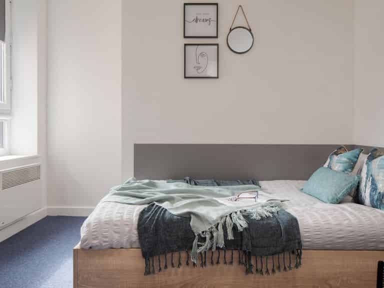 Deluxe Ensuite