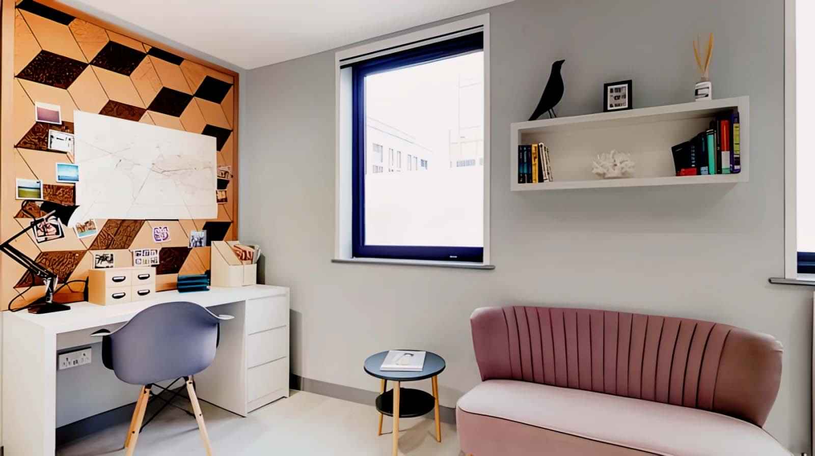 Common Area?w=400&h=260&fit=crop&q=40&auto=format&trim=auto