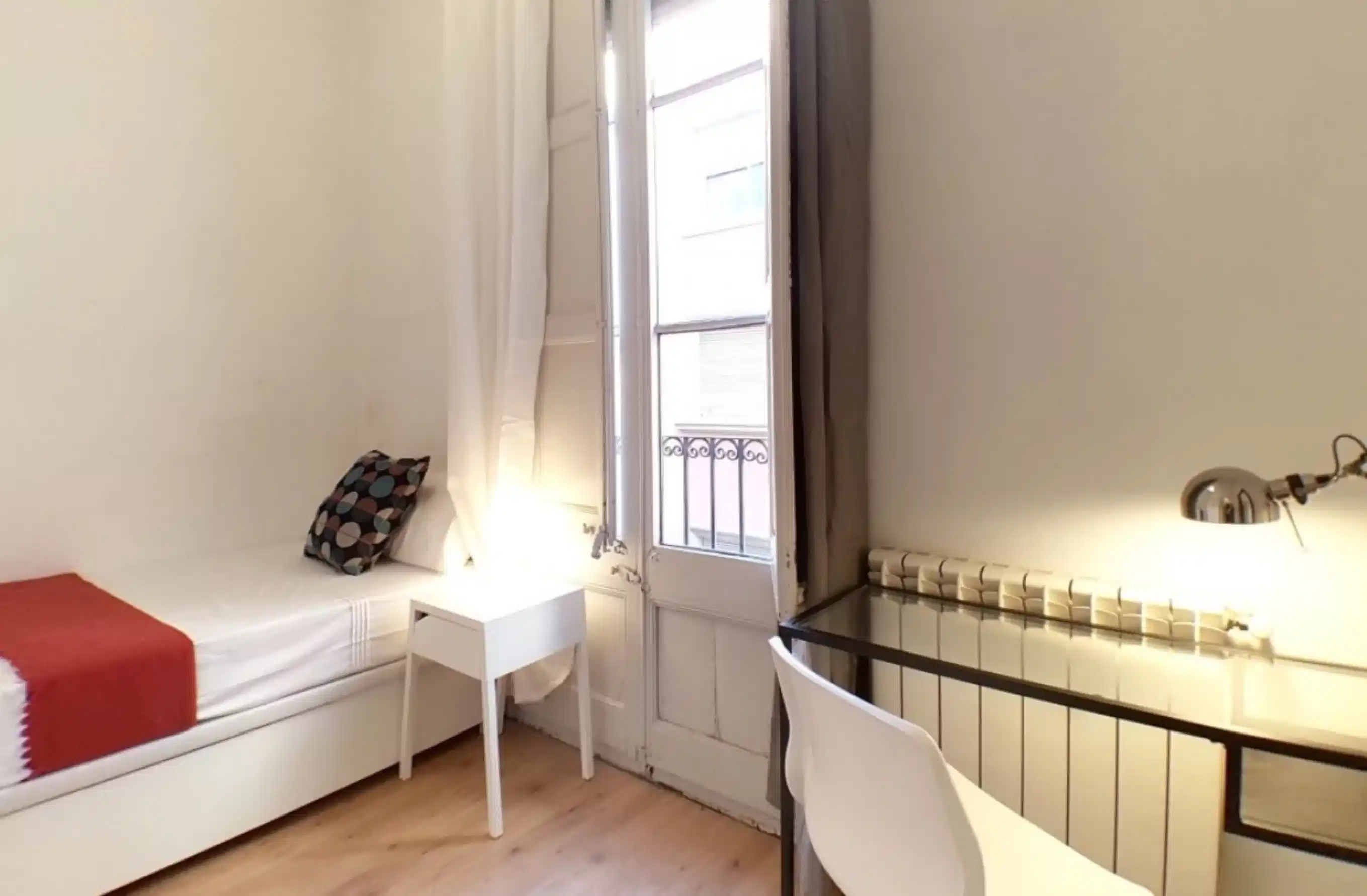 Kitchen?w=400&h=260&fit=crop&q=40&auto=format&trim=auto