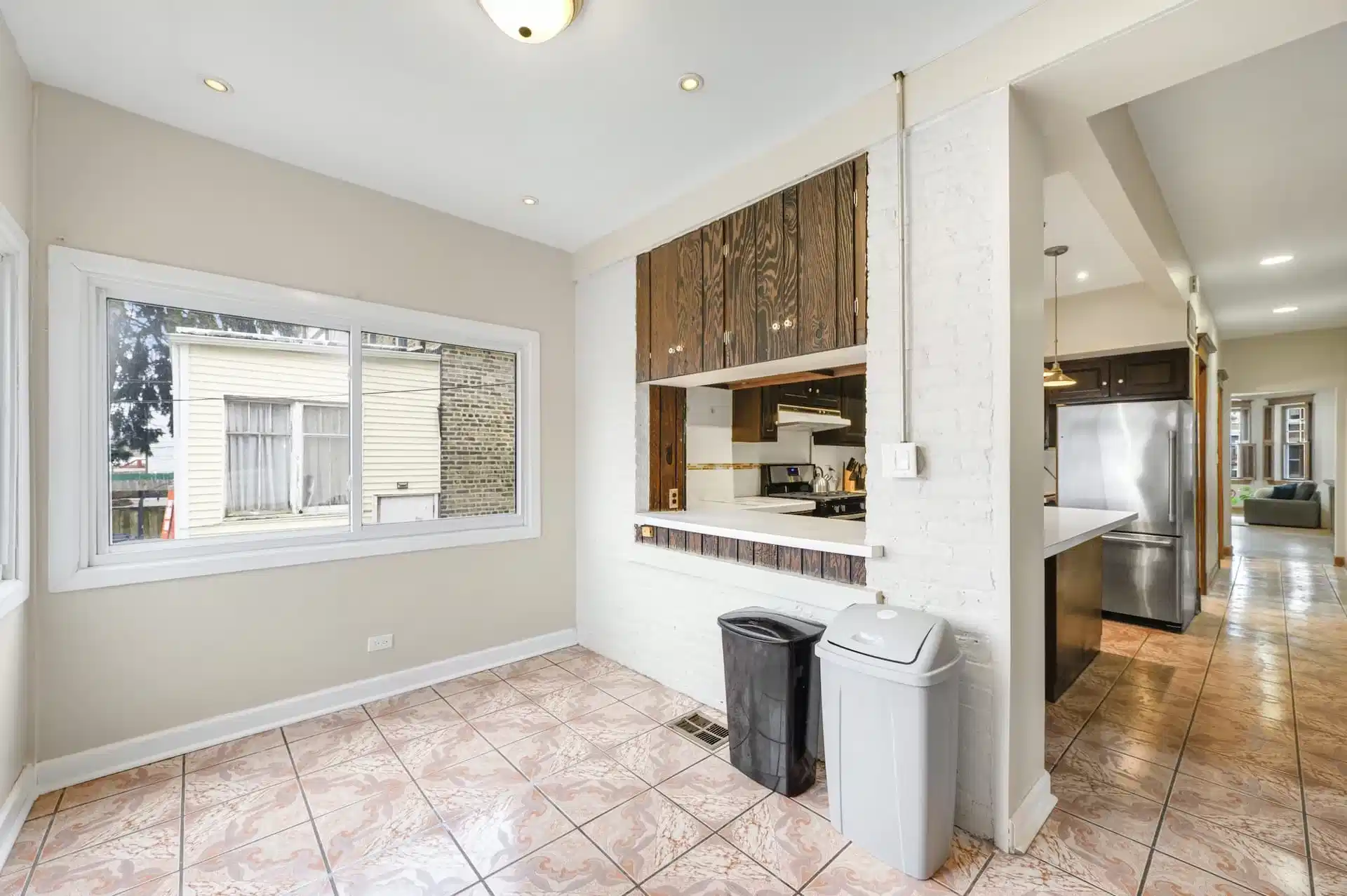 June homes 60651, Chicago - Chicago, Illinois, United States - Amenities