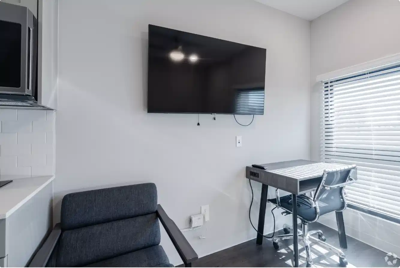 Global, Houston - Houston, Texas, United States - Amenities