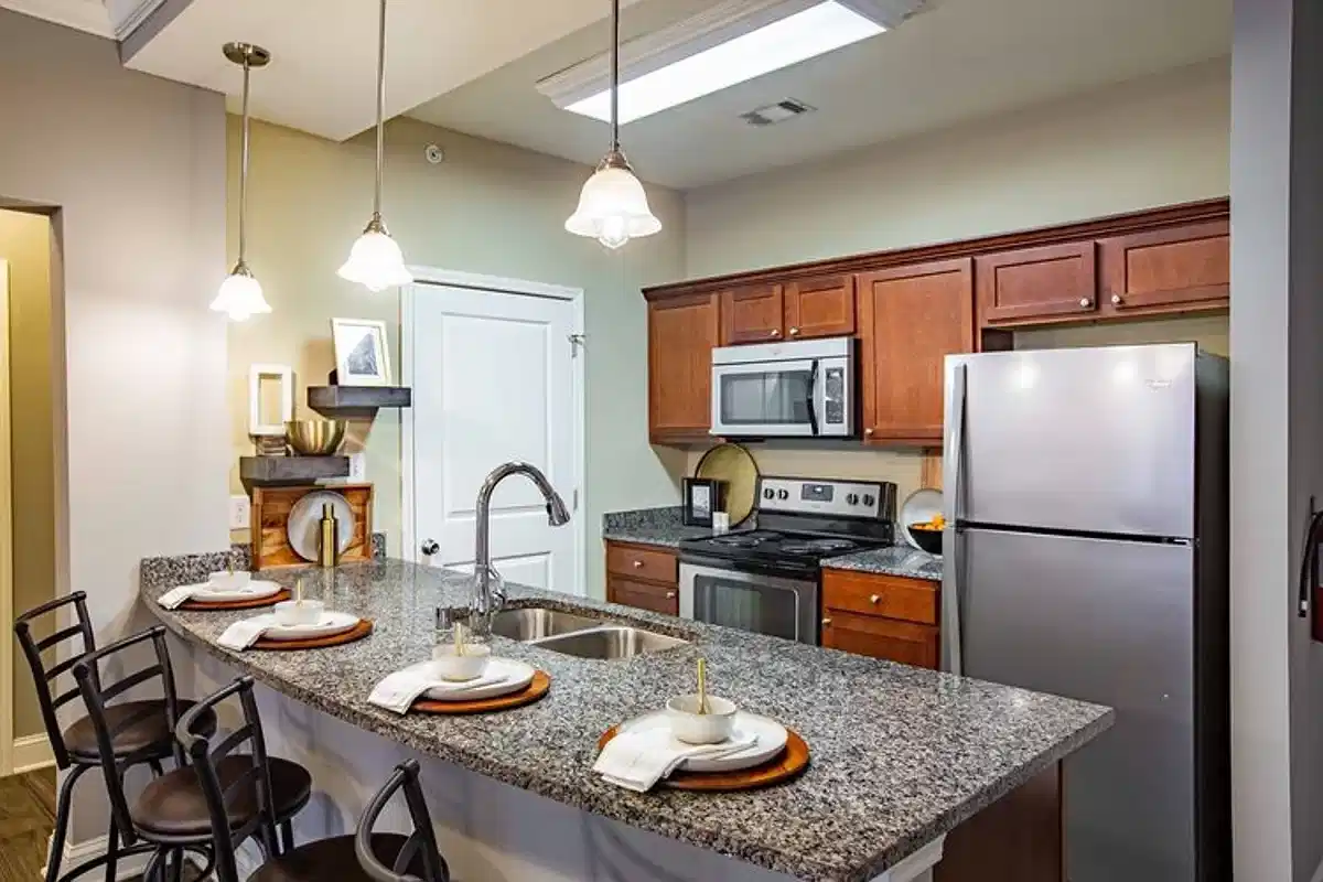 Midtown at WKU, Bowling Green - Bowling Green, Kentucky, United States - Kitchen