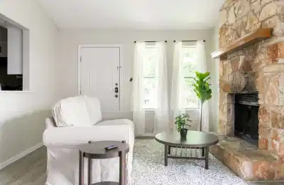 June Homes 78753, Austin - Austin, Texas, United States - Common Area