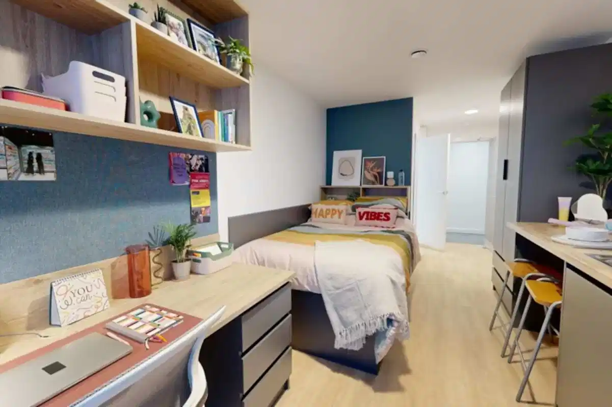 Fabric, Nottingham - Nottingham, England, United Kingdom - Silver Studio - Bedroom