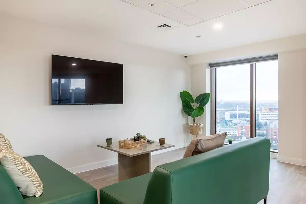 Yugo Crown Place, Birmingham  image 50