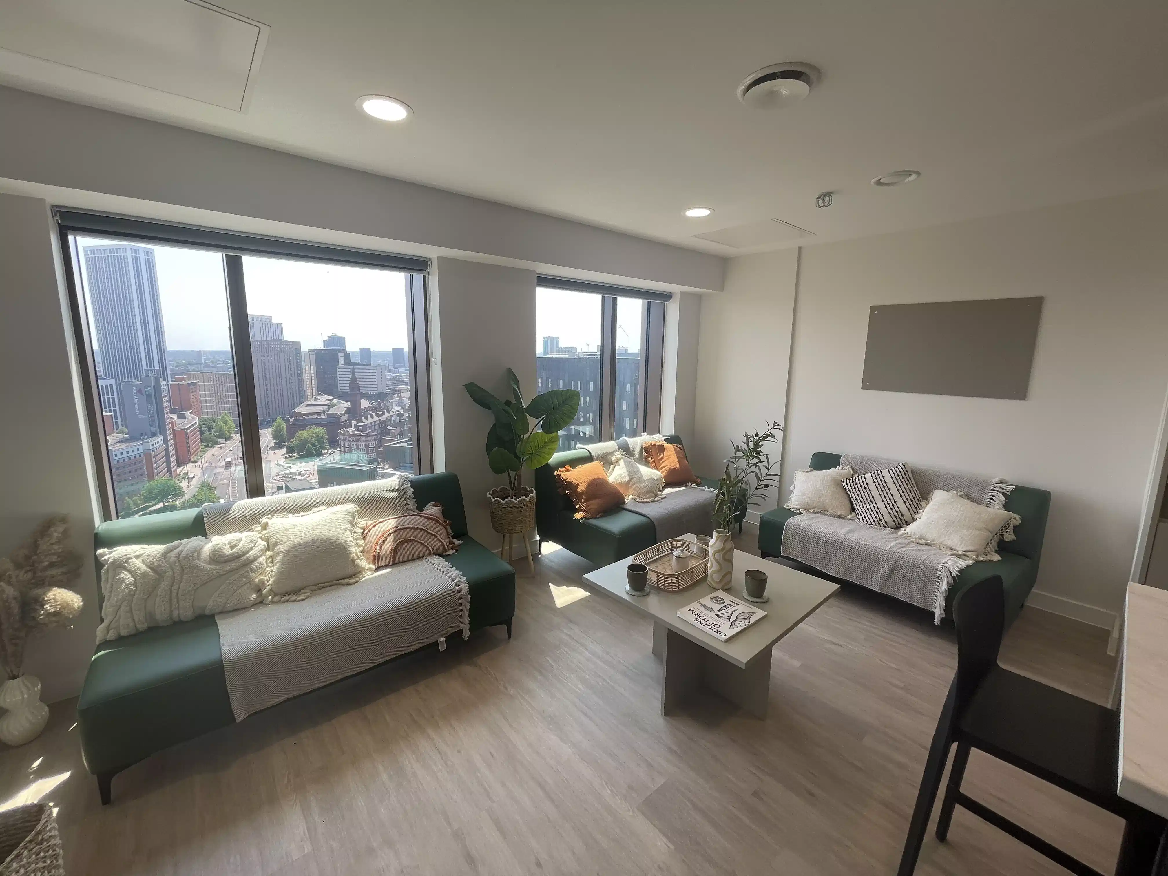 Yugo Crown Place, Birmingham  image 98