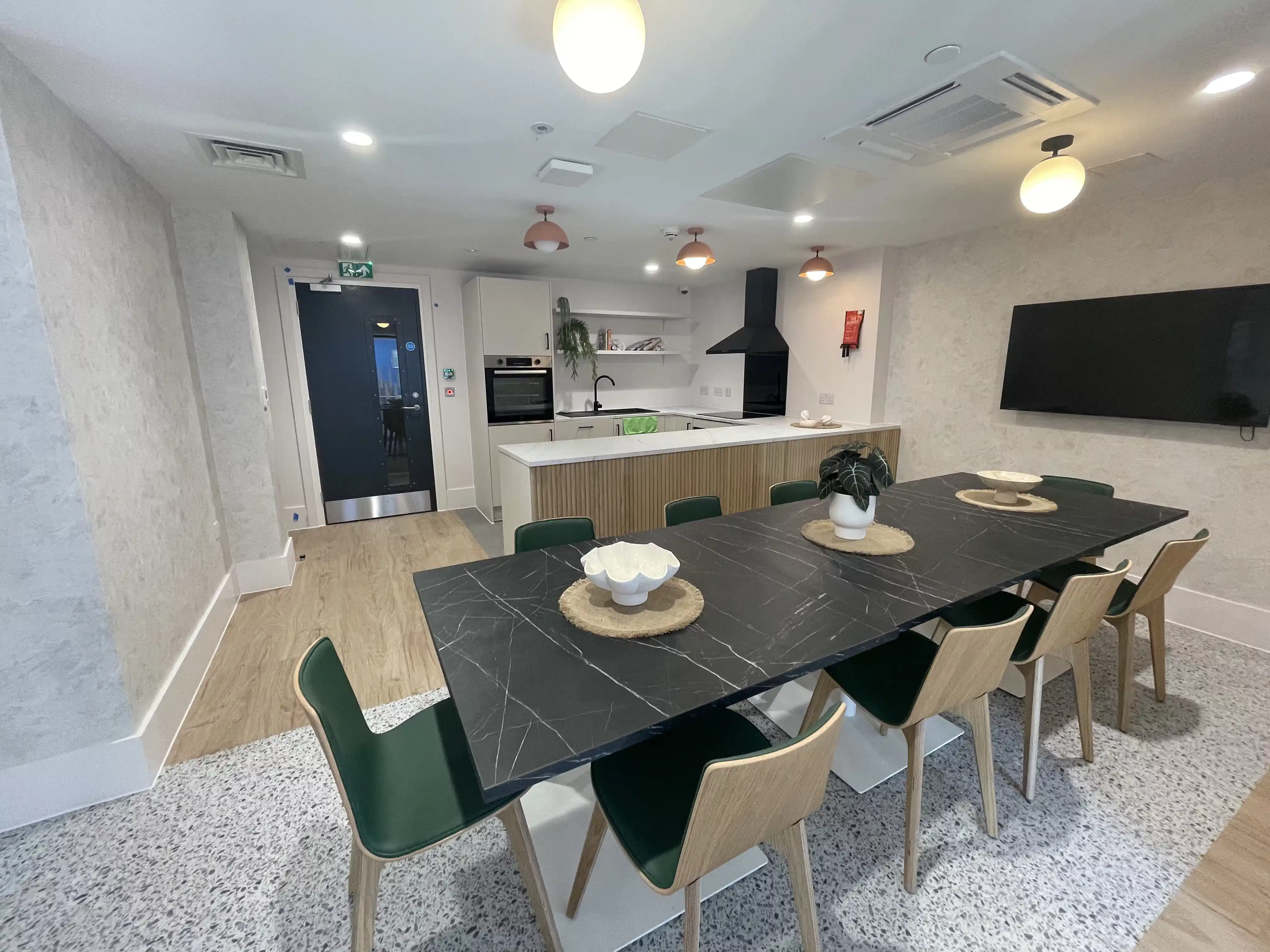 Yugo Crown Place, Birmingham  image 76