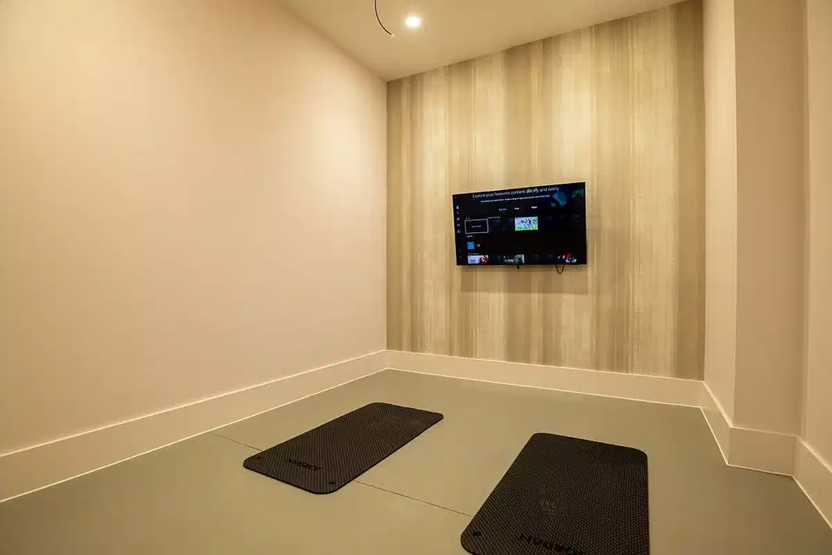 Yugo Crown Place, Birmingham  image 25