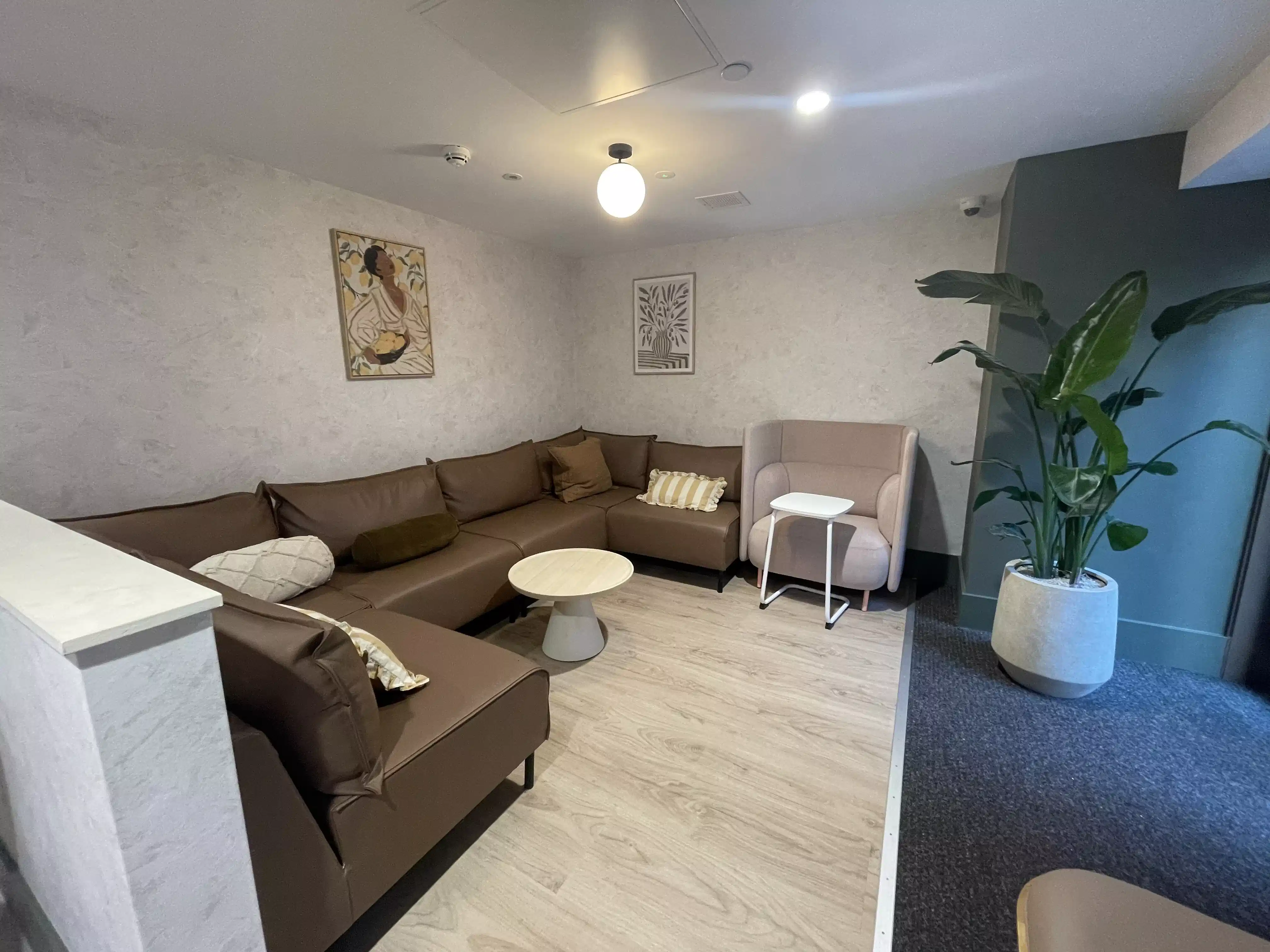 Yugo Crown Place, Birmingham  image 90