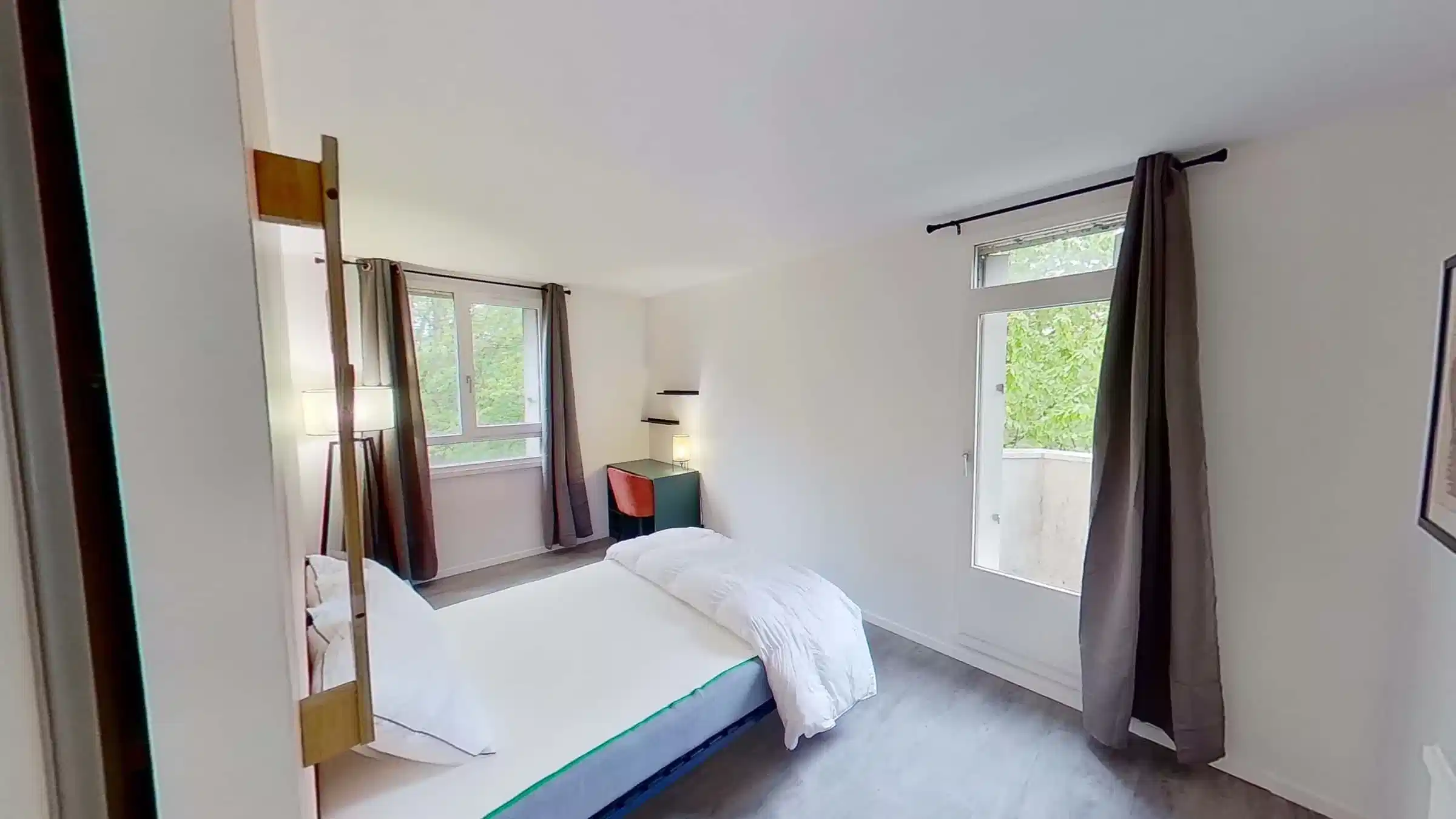 Amenities?w=400&h=260&fit=crop&q=40&auto=format&trim=auto